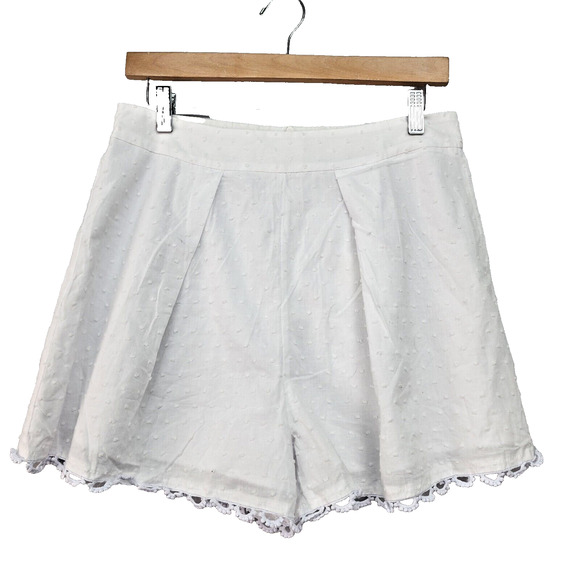 NWT Simplee Shorts Junior LARGE High Waist White Cotton Lined Crochet Hem Summer - Picture 2 of 12
